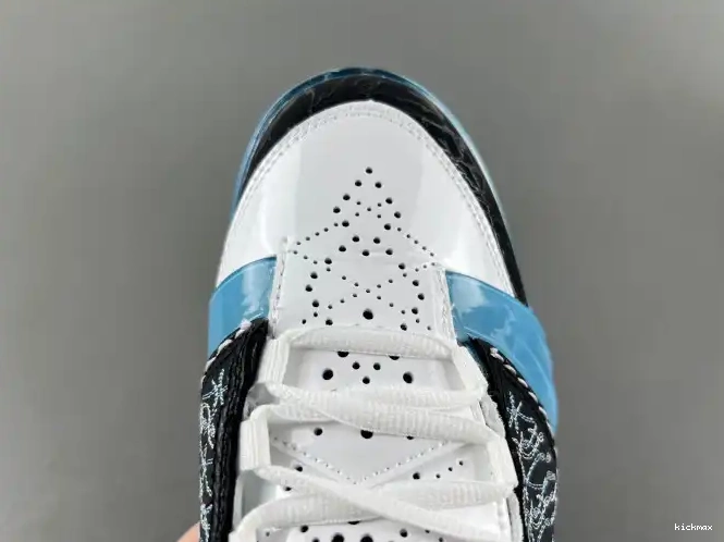 Rep 318376-041 23 UNC Jordan 0526